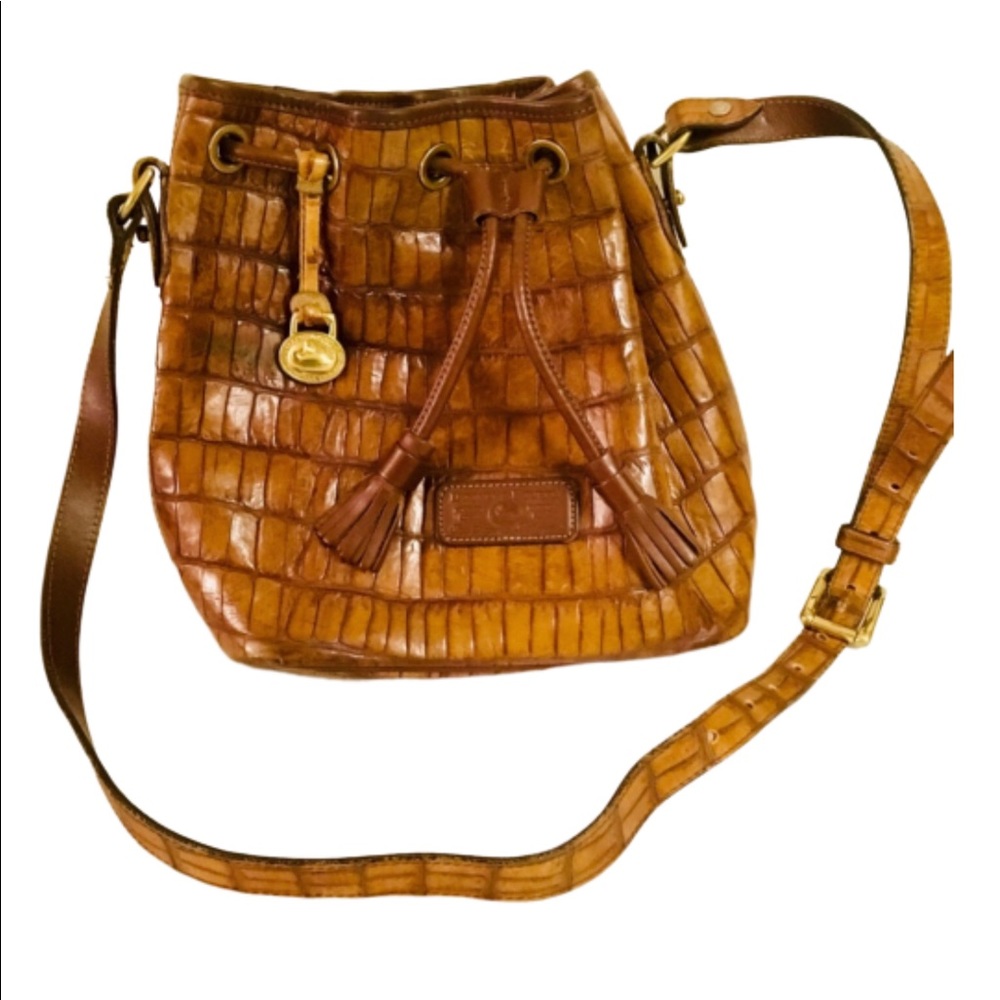 VINTAGE: 💯% Authentic Calfskin Dooney & Bourke!